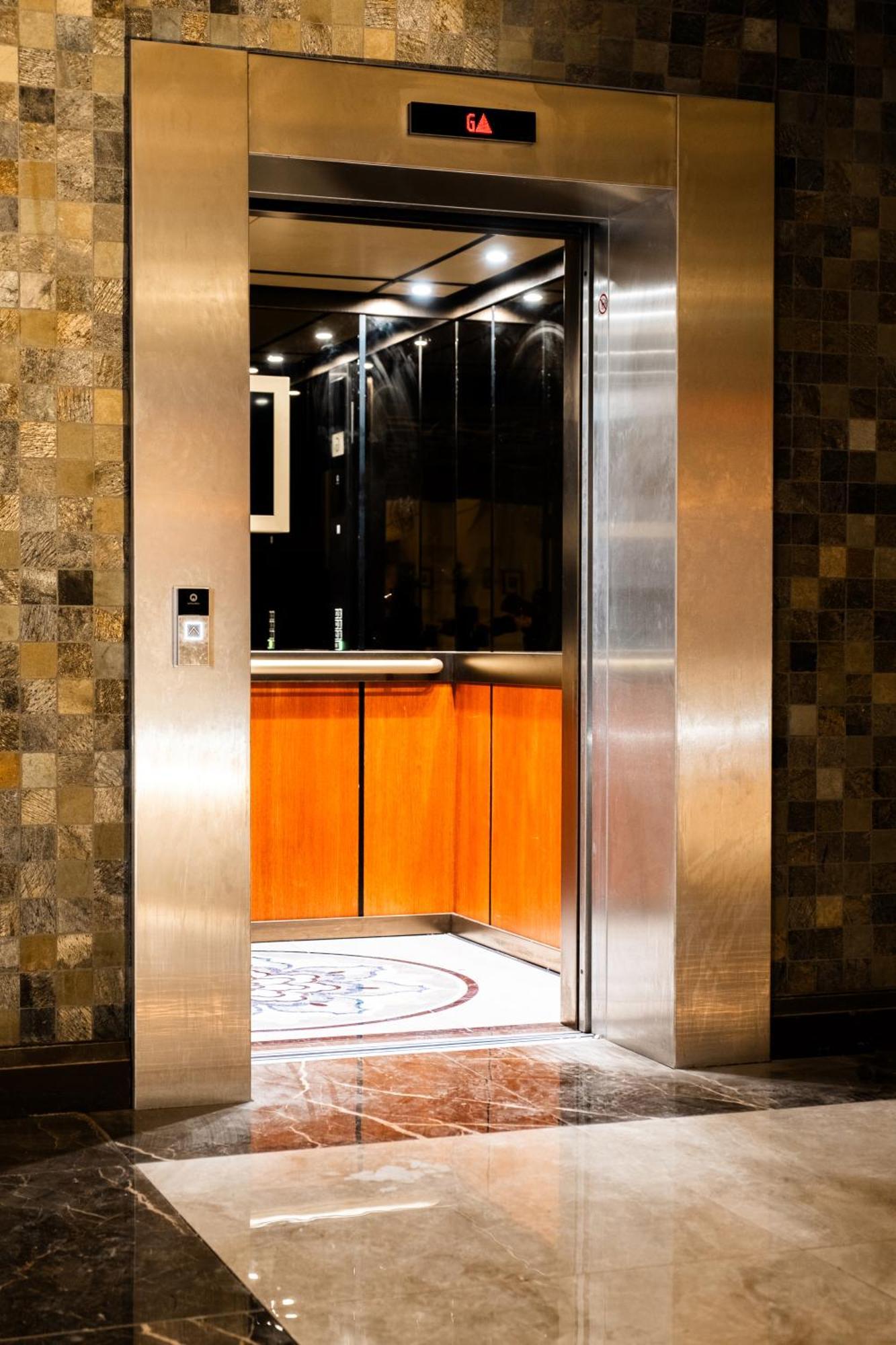 Muthu Glasgow River Hotel 厄斯金 外观 照片