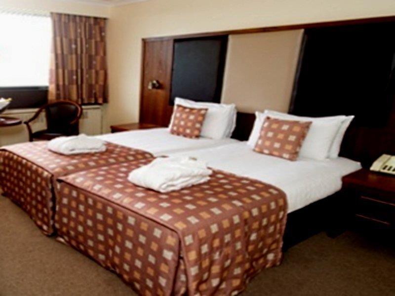 Muthu Glasgow River Hotel 厄斯金 外观 照片